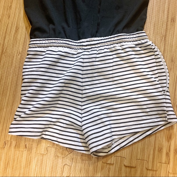 Zara (Trafaluc) Black & White Blouson-Style Romper - Picture 6 of 8